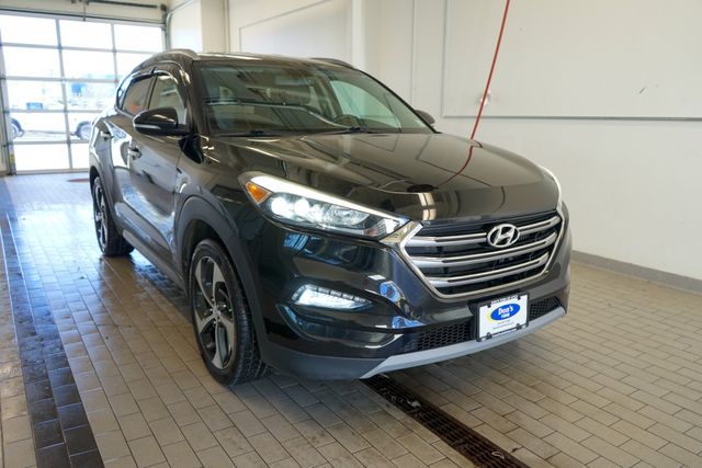 Thumbnail: 2017 Hyundai Tucson - 16