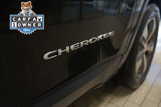 Thumbnail: 2022 Jeep Cherokee - 14