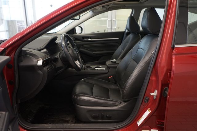 Thumbnail: 2019 Nissan Altima - 11