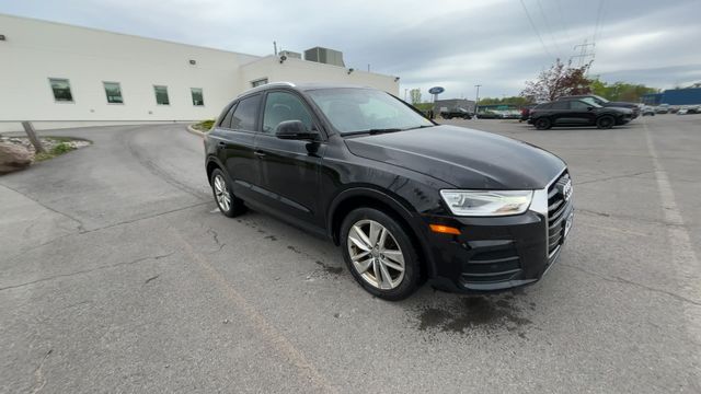 Thumbnail: 2017 Audi Q3 - 2