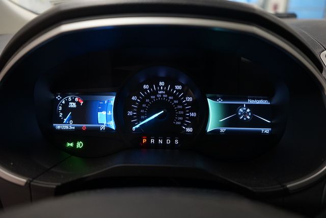 Thumbnail: 2019 Ford Edge - 10