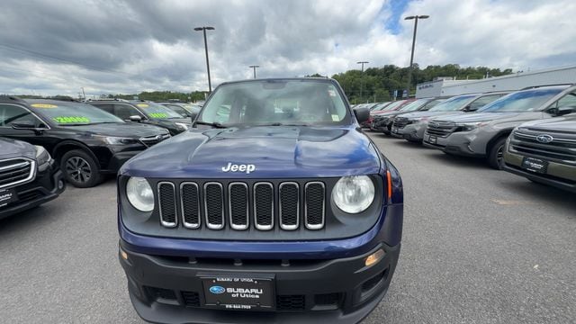 Thumbnail: 2016 Jeep Renegade - 3