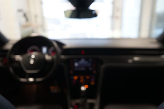 Thumbnail: 2021 Volkswagen Passat - 30