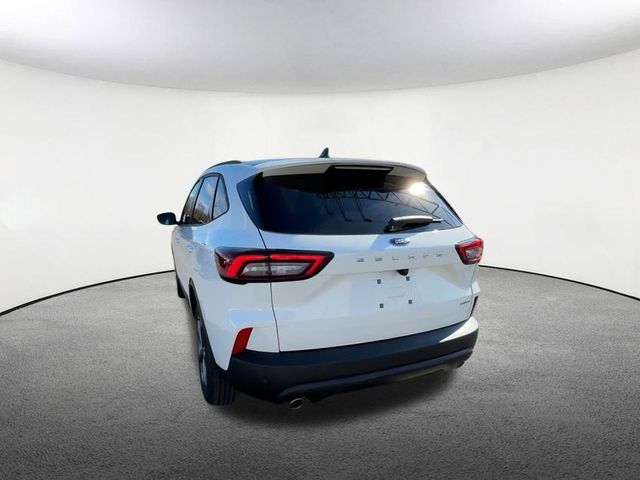 2025 Ford Escape ST-Line 8