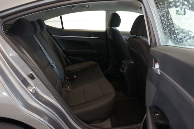 Thumbnail: 2020 Hyundai Elantra - 30