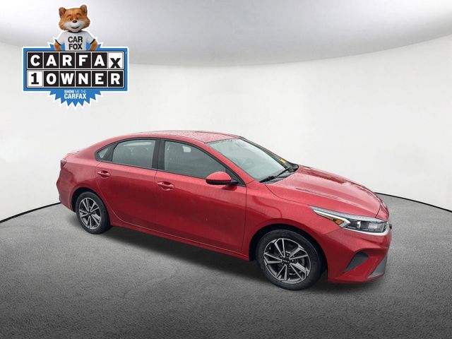 Thumbnail: 2023 Kia Forte - 17