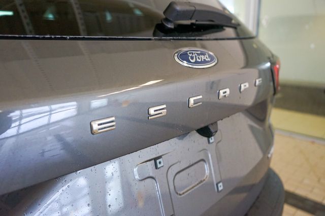 Thumbnail: 2025 Ford Escape - 5
