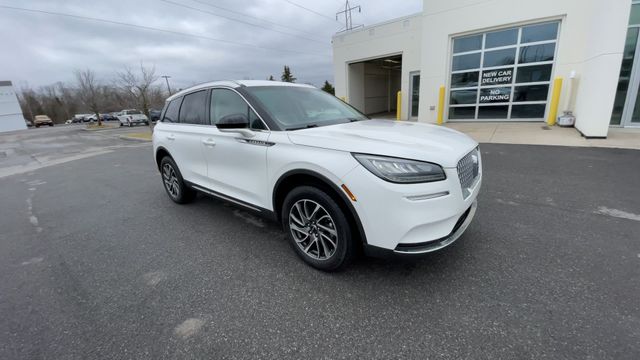 Thumbnail: 2022 Lincoln Corsair - 2