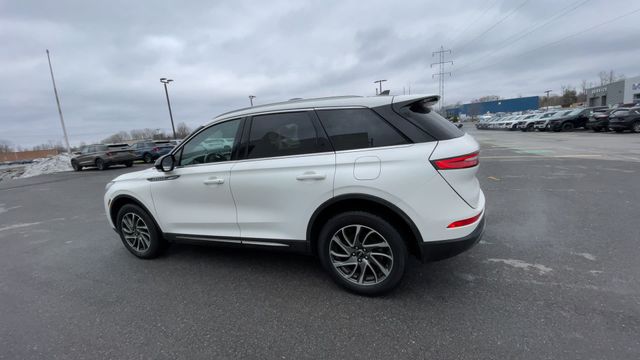 Thumbnail: 2022 Lincoln Corsair - 7