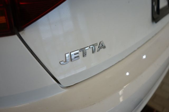 Thumbnail: 2019 Volkswagen Jetta - 13