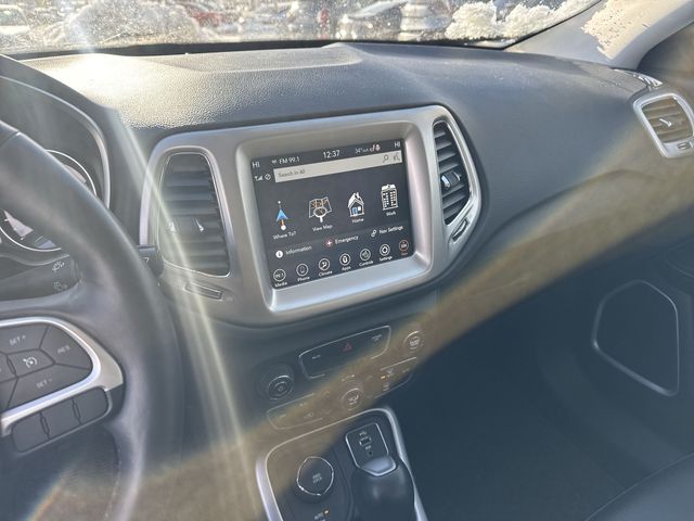 Thumbnail: 2018 Jeep Compass - 24