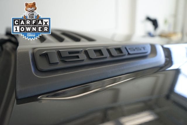 Thumbnail: 2025 RAM 1500 - 9