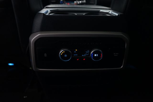 Thumbnail: 2022 Ford Expedition - 35