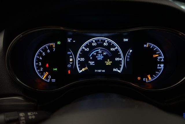 Thumbnail: 2019 Jeep Grand Cherokee - 20