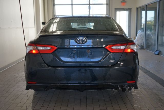 Thumbnail: 2018 Toyota Camry - 11