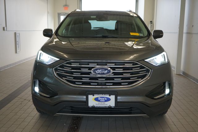 Thumbnail: 2019 Ford Edge - 17