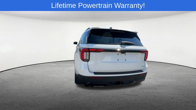 Thumbnail: 2025 Ford Explorer - 8