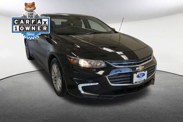 Thumbnail: 2017 Chevrolet Malibu - 16