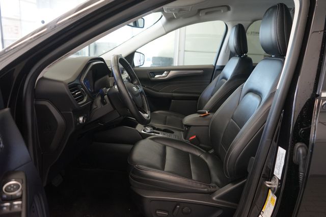 Thumbnail: 2021 Ford Escape - 12