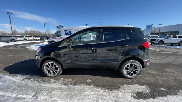 Thumbnail: 2022 Ford EcoSport - 6