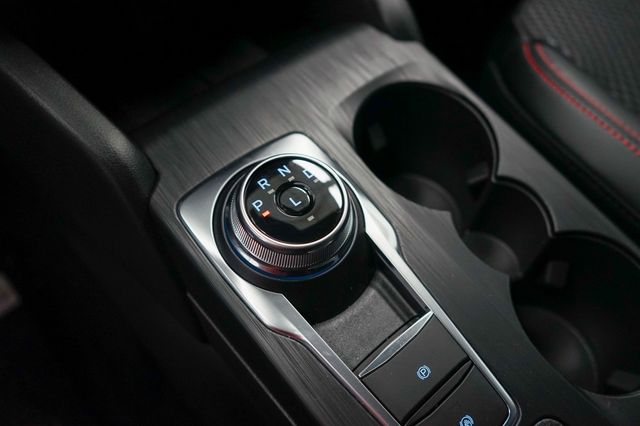 Thumbnail: 2025 Ford Escape - 18