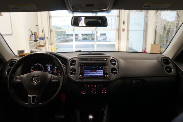 Thumbnail: 2015 Volkswagen Tiguan - 28