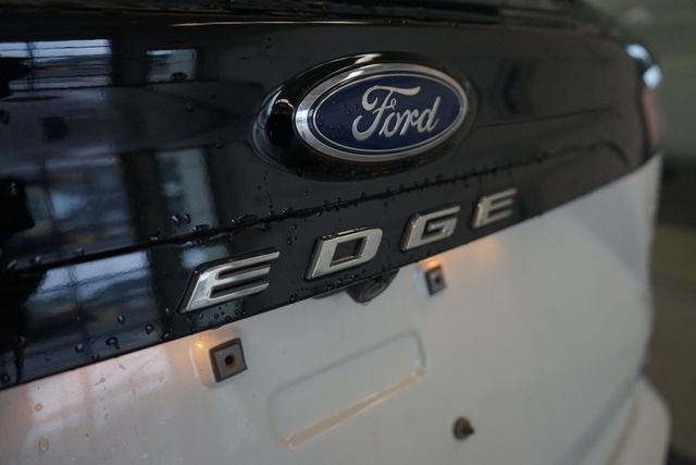 2021 Ford Edge SEL 13