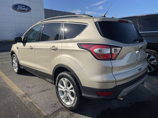 Thumbnail: 2018 Ford Escape - 3