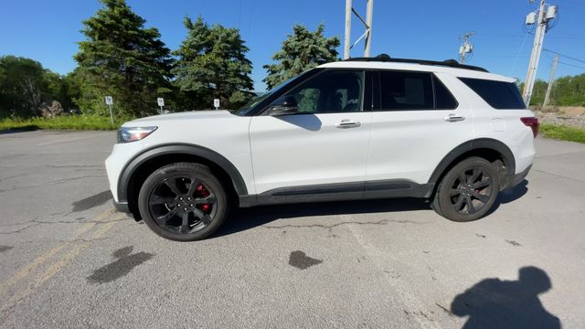 Thumbnail: 2022 Ford Explorer - 6