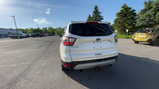 Thumbnail: 2017 Ford Escape - 7