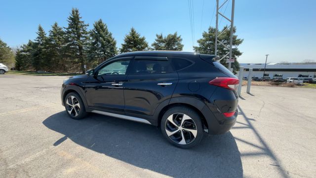 Thumbnail: 2017 Hyundai Tucson - 7