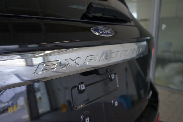 Thumbnail: 2023 Ford Explorer - 13