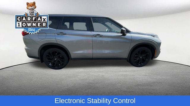 2023 Mitsubishi Outlander Black Edition 10
