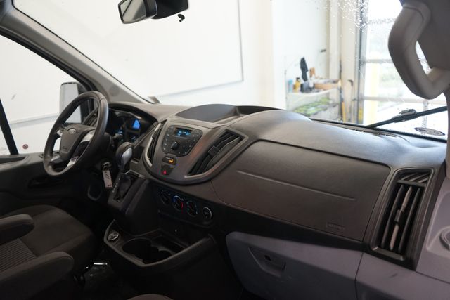 Thumbnail: 2018 Ford Transit Series - 29