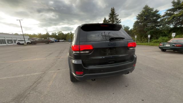 Thumbnail: 2019 Jeep Grand Cherokee - 8