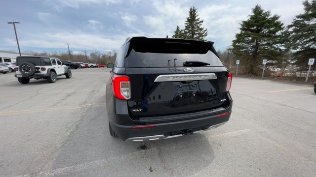 Thumbnail: 2023 Ford Explorer - 8