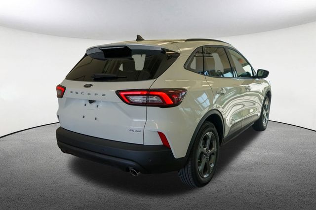 2025 Ford Escape ST-Line 14