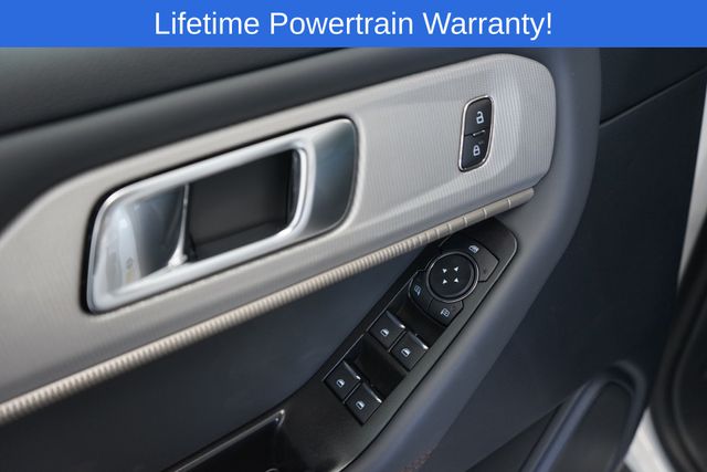 Thumbnail: 2026 Ford Explorer - 21