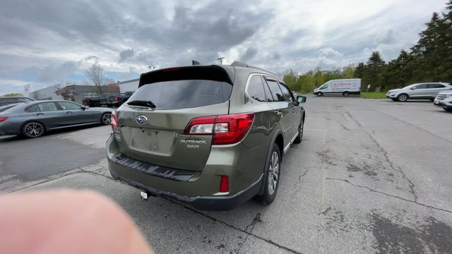 Thumbnail: 2017 Subaru Outback - 9