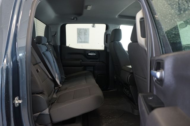 Thumbnail: 2020 Chevrolet Silverado 1500 - 32