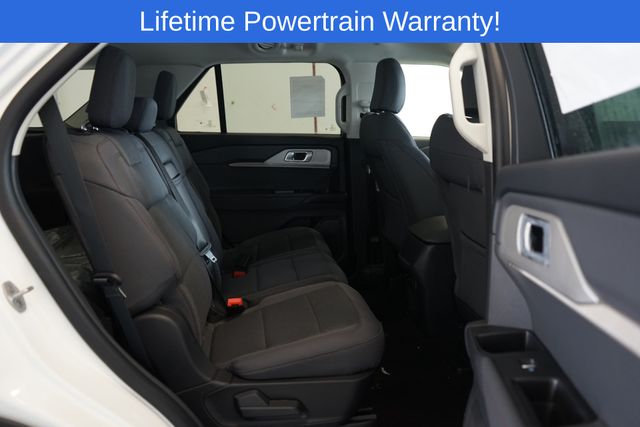 Thumbnail: 2026 Ford Explorer - 32