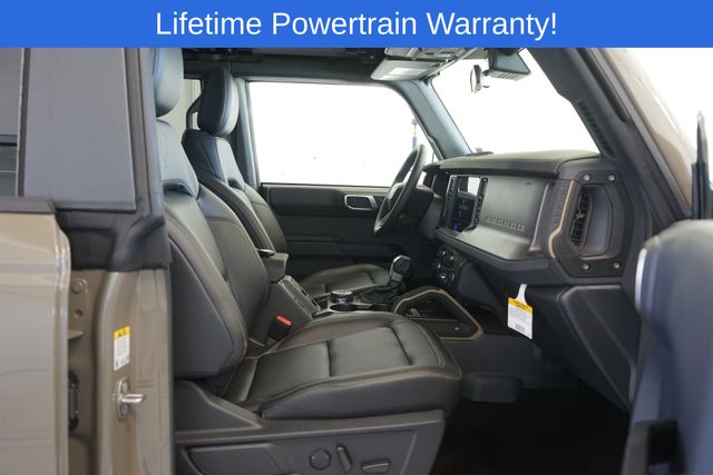 Thumbnail: 2025 Ford Bronco - 32