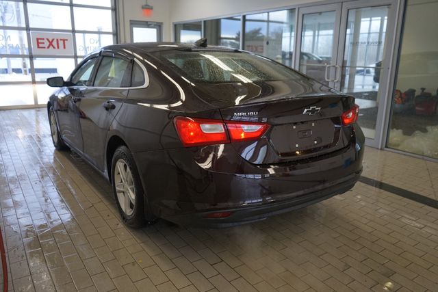 Thumbnail: 2021 Chevrolet Malibu - 11