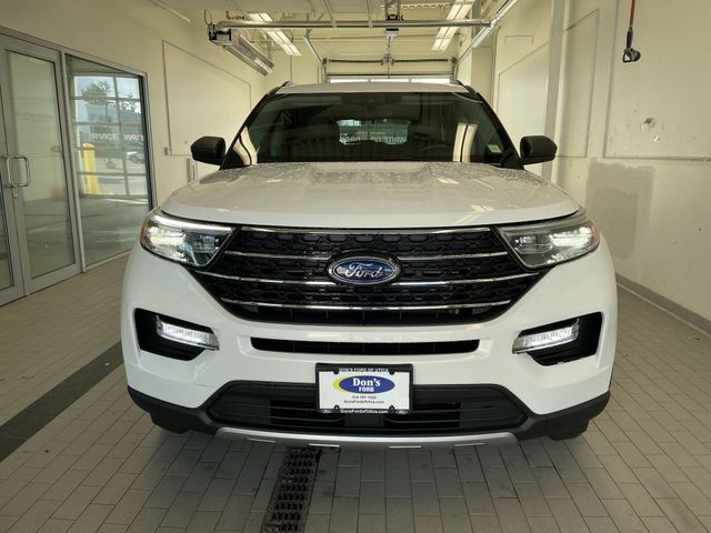 Thumbnail: 2023 Ford Explorer - 15