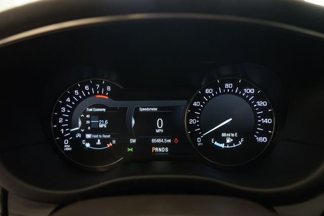 Thumbnail: 2019 Lincoln MKC - 22