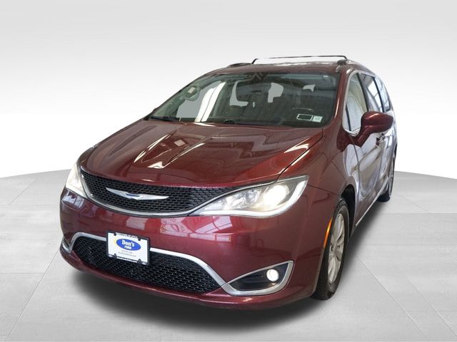 2017 Chrysler Pacifica Touring L -
                  Utica, NY