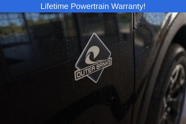 Thumbnail: 2025 Ford Bronco Sport - 14