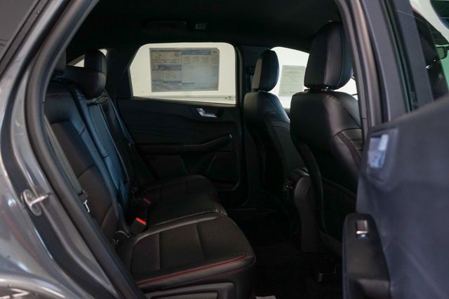 Thumbnail: 2025 Ford Escape - 22