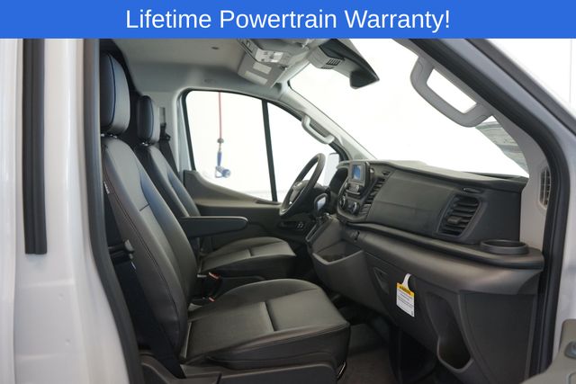 Thumbnail: 2025 Ford Transit Series - 31