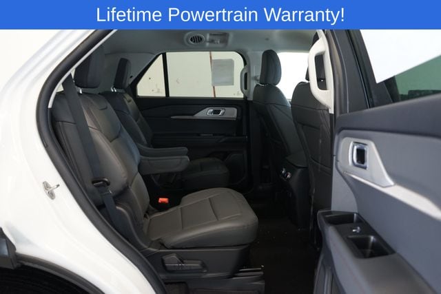 Thumbnail: 2026 Ford Explorer - 34